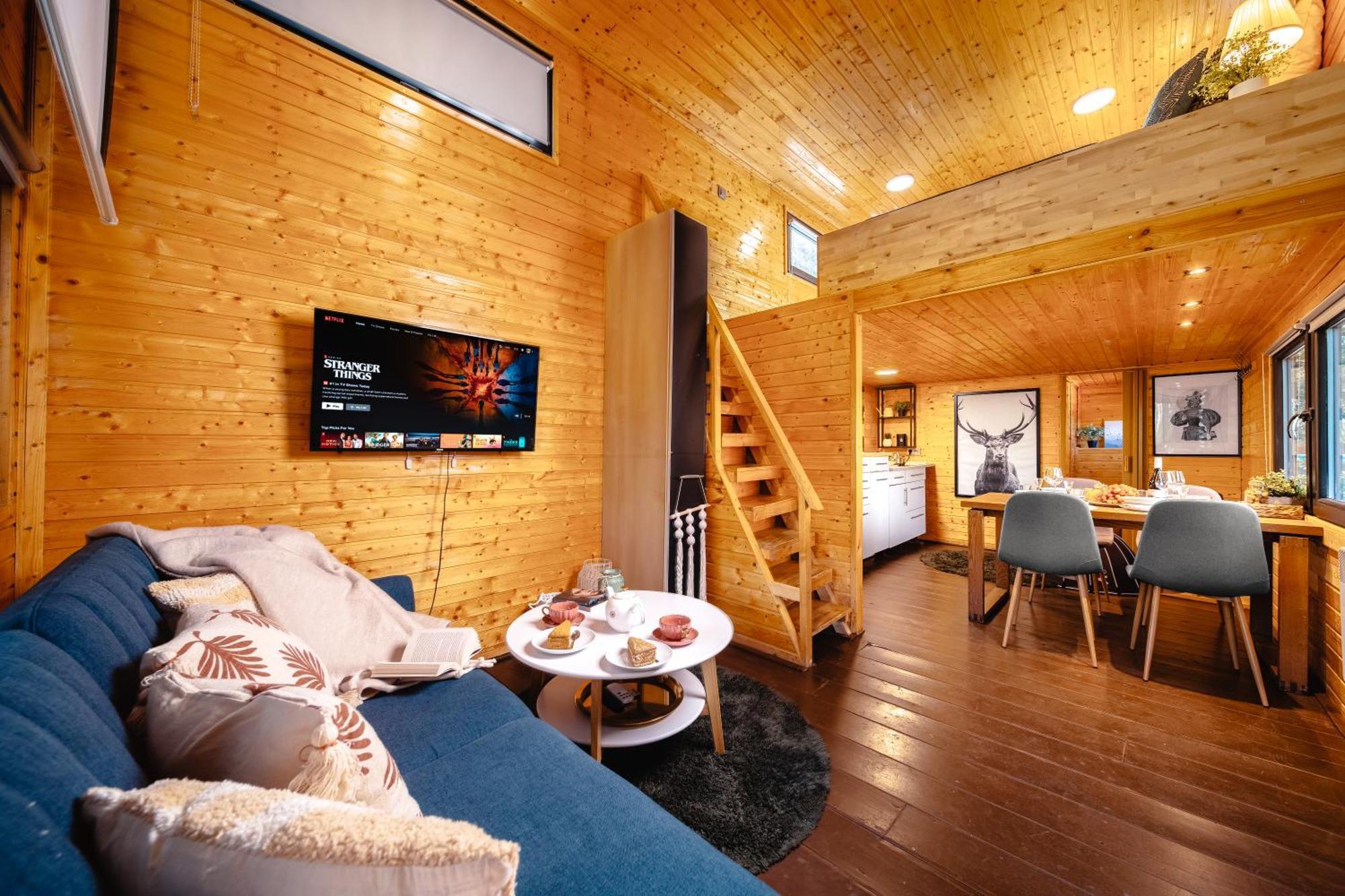 Secret Lake Prag Magic Place Relaxation& Wellness Rehenice Exterior photo